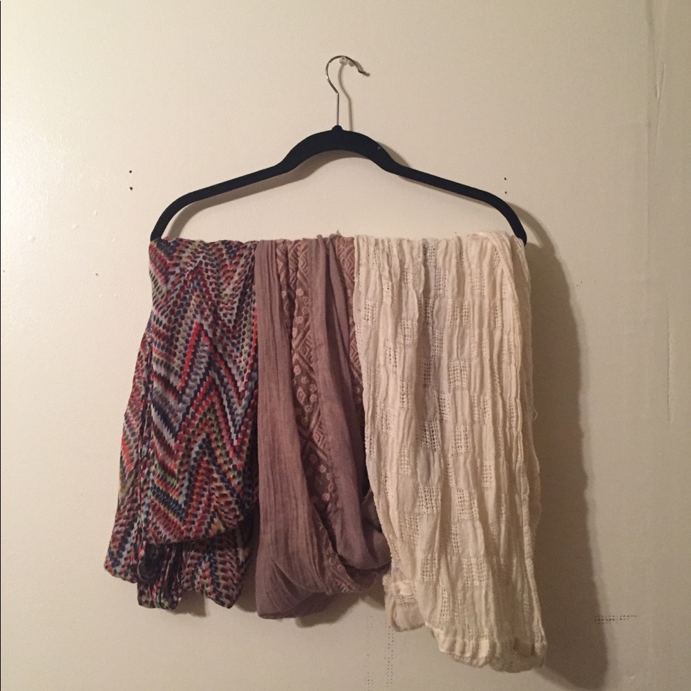 3 Infiniti scarves !